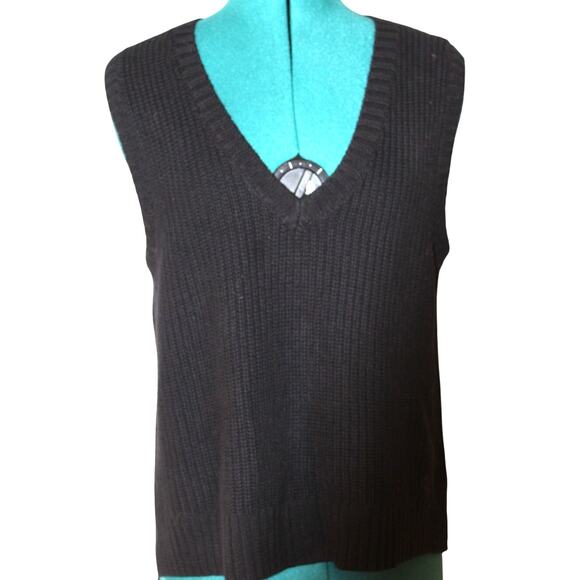 Rachel Zoe Black Knit Sweater Vest Women’s Medium V-Neck Pullover Layering Piece - Picture 2 of 6